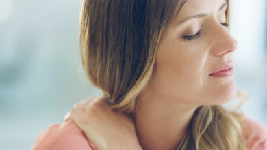 Cervical: síntomas, causas y ejercicios para aliviar el dolor y la tensión