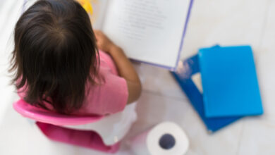 estreñimiento en niña pequeña