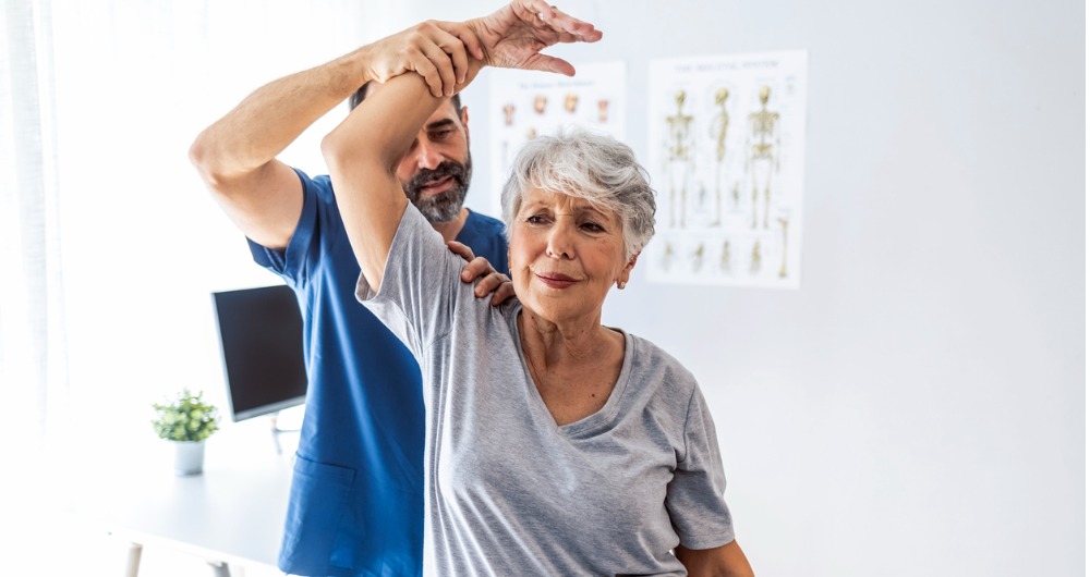Fisioterapia como herramienta de tratamiento contra la espondilitis anquilosante