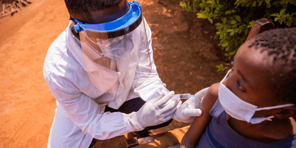 Vacunación en África contra la malaria