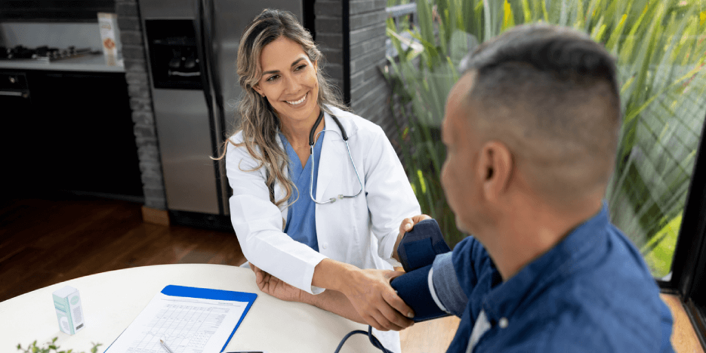 Visitas médicas puedes prevenir factores de riesgos
