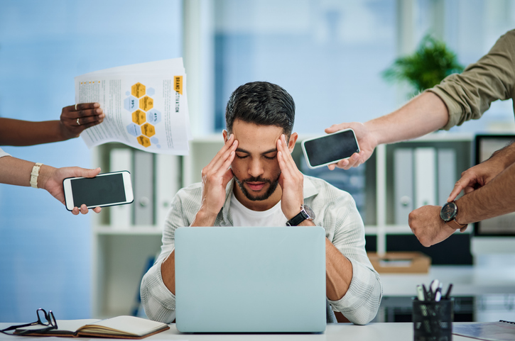 La prevención del burn out es un esfuerzo continuo que exige atención y cuidado constante, pero los beneficios de mantener una vida laboral equilibrada y saludable valen el esfuerzo.