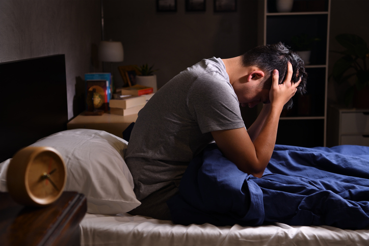 star atentos a los factores que pueden afectar nuestro sueño y tomar medidas para mejorarlo, como el uso de luz roja en el dormitorio, puede ser clave para preservar nuestra salud física y mental a largo plazo.
