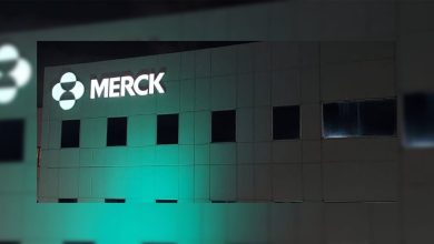Como un símbolo de solidaridad y en línea con su misión de salvar y mejorar vidas, Merck Puerto Rico iluminó su edificio en Guaynabo color “teal”