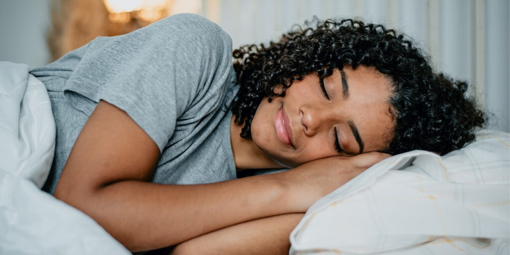 Los especialistas confirman que la siesta es una costumbre mediterránea muy saludable y constituye un hábito de vida saludable, pero recomiendan que no excedan los 30 minutos