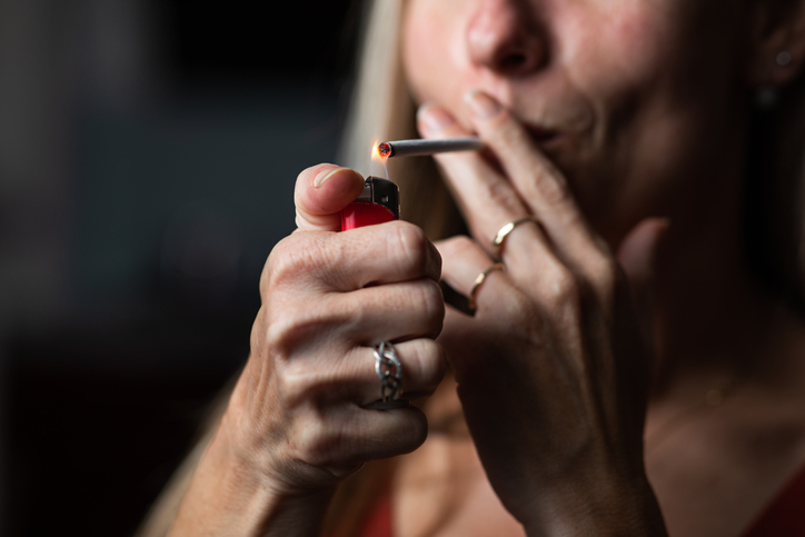 Si usted tiene diabetes y fuma, dejar de fumar beneficiará su salud de inmediato.